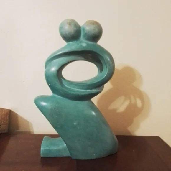 Statuette - Picture 4 of 4